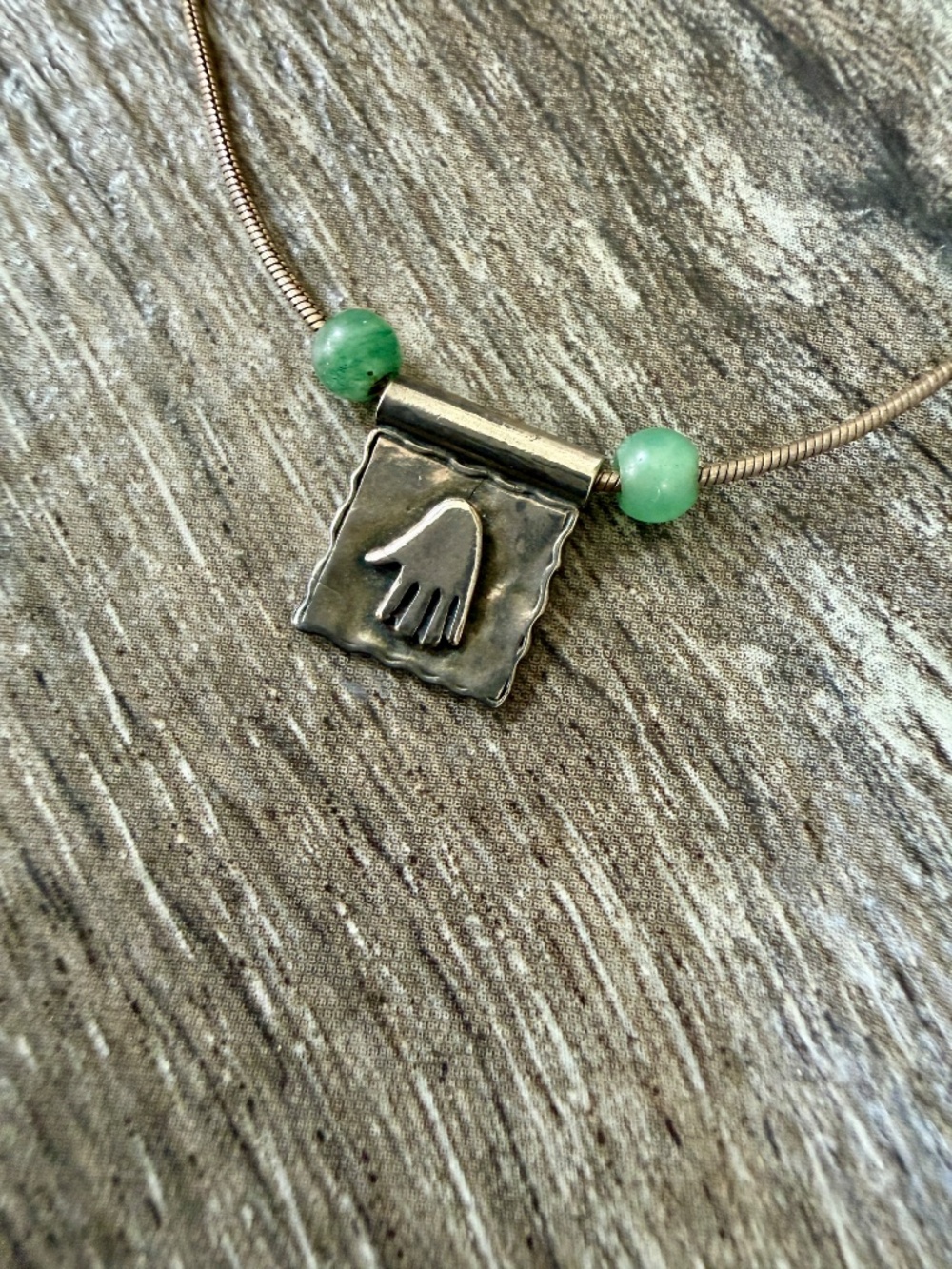 Vintage Didae Israel 925 Sterling Silver Hamsa Hand and Green Stone Necklace